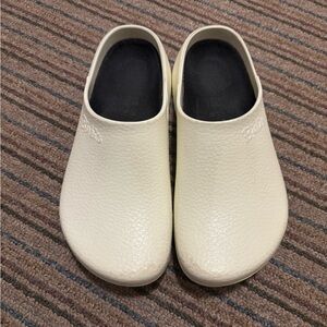 Birkenstock White Slip-On Clogs